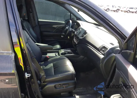 2023 Honda Passport Awd Trailsport z USA, uszkodzony, nr VIN 5FNYF8H63PB008839